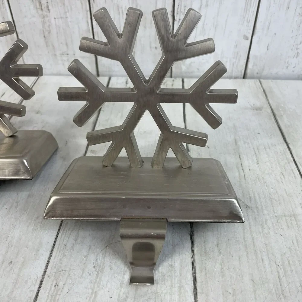 2 Metal Snowflake Christmas Stocking Holders Silver Tone